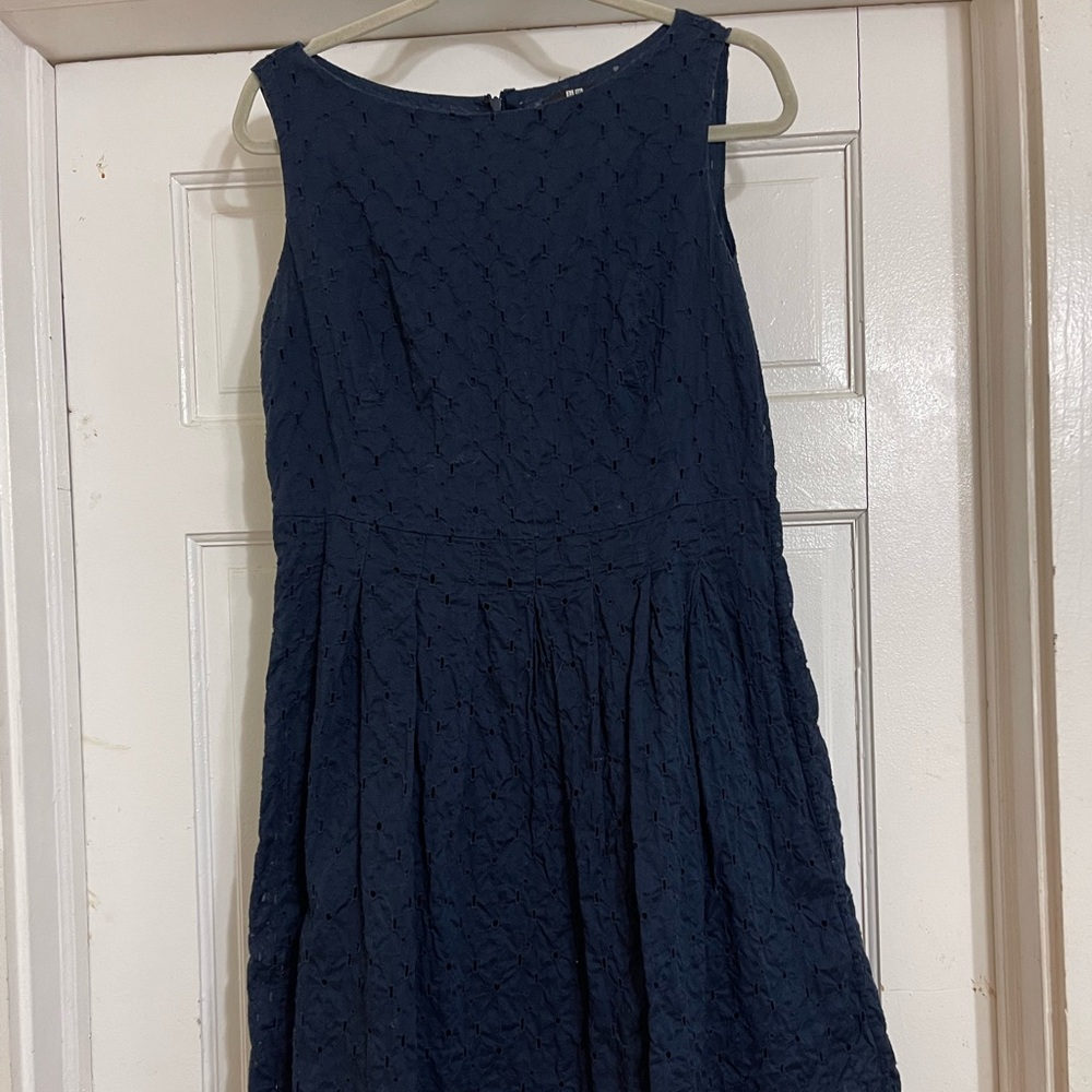 Uniqlo blue eyelet sleeveless dress. Size M